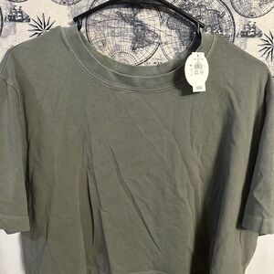 NWT Offline by aerie green crop top “raise the barre” on back